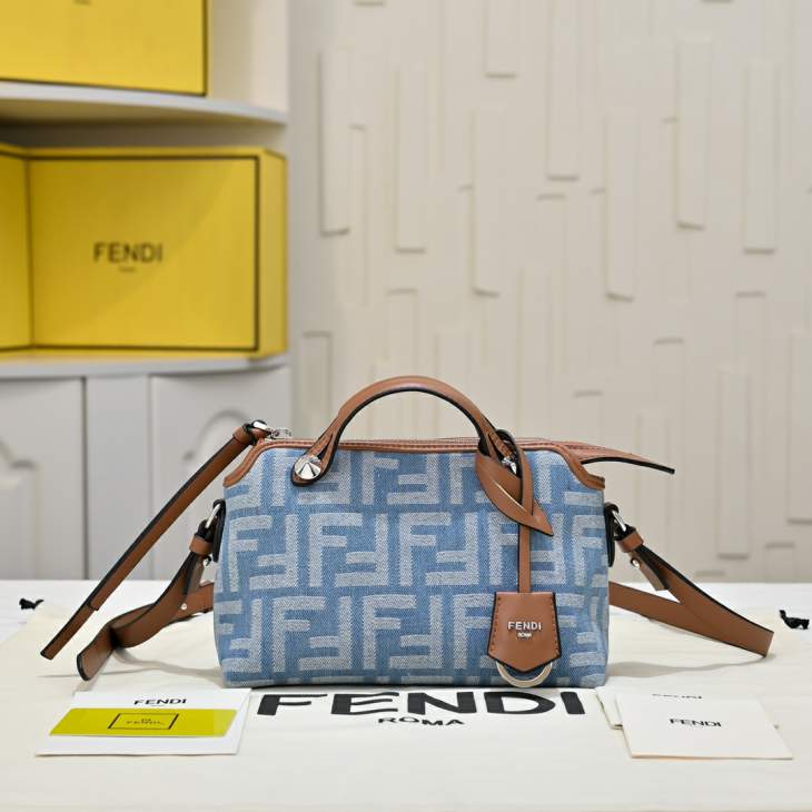 Picture of Fendi Handbags 2 _SKUfw237504822fw